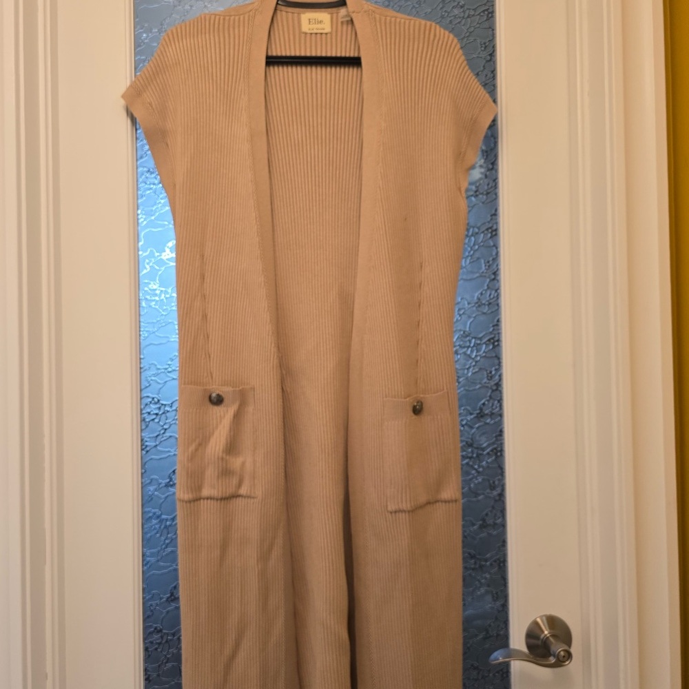 Elie Tahari Beige midi open front knit vest